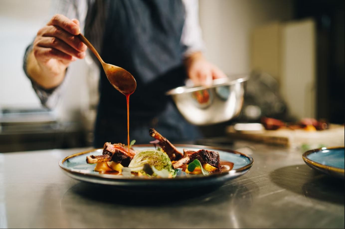 Pessoa cozinhando